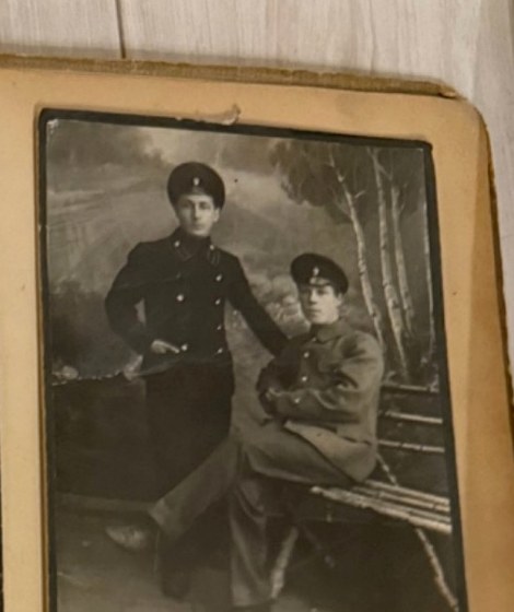 Военная фотография из семейного альбома Даниловых